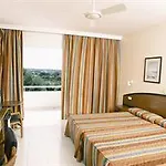 Sagitario Playa Resort