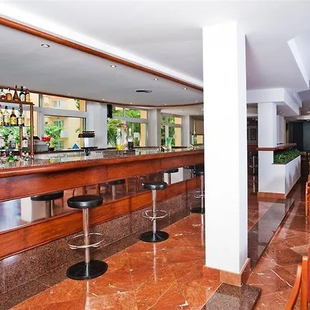 Sagitario Playa 4* Cala Blanca (Menorca)