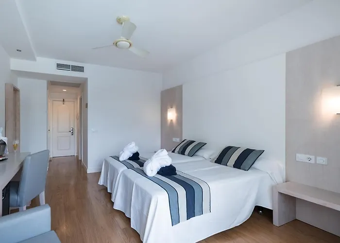 Sagitario Playa 4* קאלה בלנקה