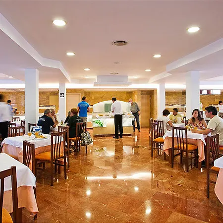 Курортный комплекс Sagitario Playa Кала-Бланка