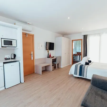 Sagitario Playa Resort Cala Blanca (Menorca)