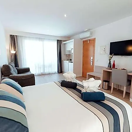 Sagitario Playa Resort