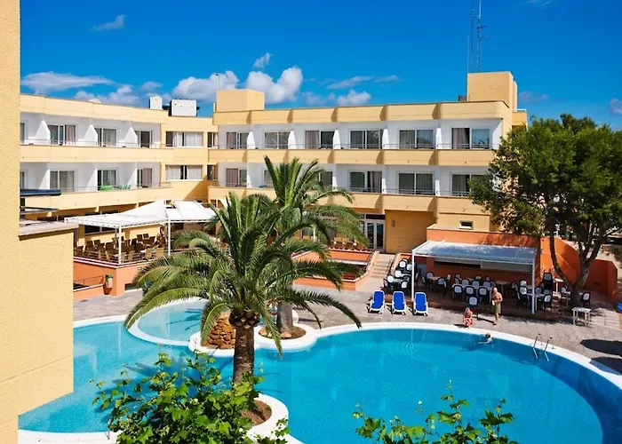 Sagitario Playa Semesteranläggning (resort) Cala Blanca (Menorca)
